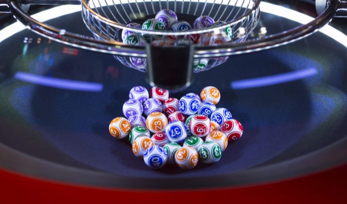 Scientific Games’ global lottery business is attracting the attention of potential buyers in the shape of Brookfield Asset Management Inc.’s private equity arm and Apollo Global Management Inc